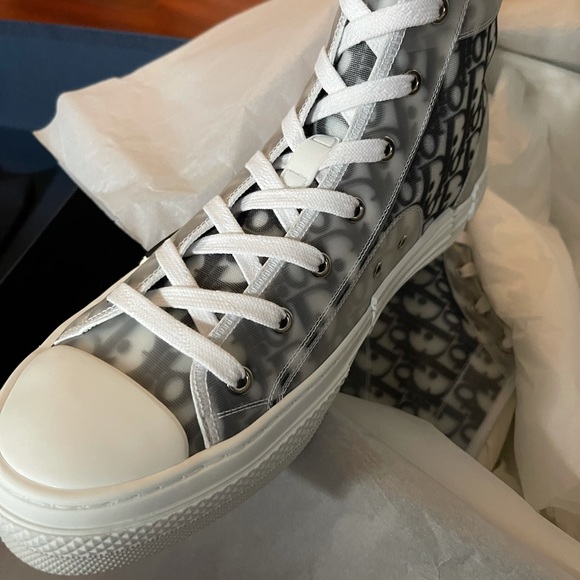 Dior B23 High Top Sneakers - Picture 6 of 6